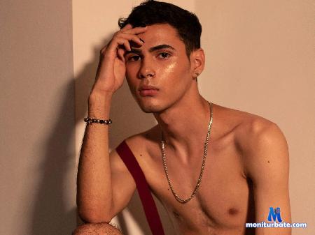 tyler-coper flirt4free performer living my life