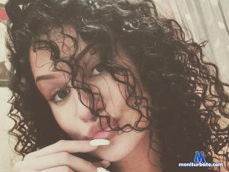 nicky-diammond flirt4free performer Hey there! I'm new here but I know how to have a great time! Feel free to ask me anything!