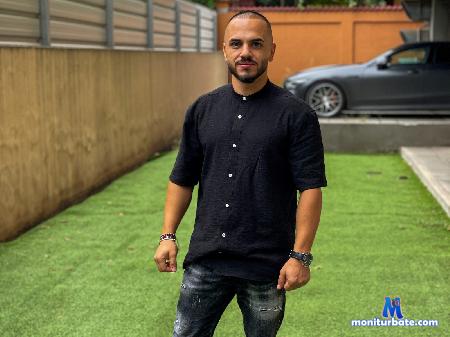 nicholas-steelo flirt4free performer Hello Guys I am New , I am happy to meet you guys!