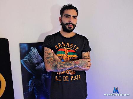vincent-bear flirt4free performer I sell myself to anyone who wants a cigarette for two