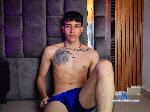 zairon-rouge flirt4free livecam show performer I want to be the boy who allows you to know your fantasies 