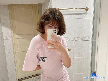 pamela-klein flirt4free performer Hi, I'm Lora, a little creative, a little sporty, a little shy I love spending time learning new 