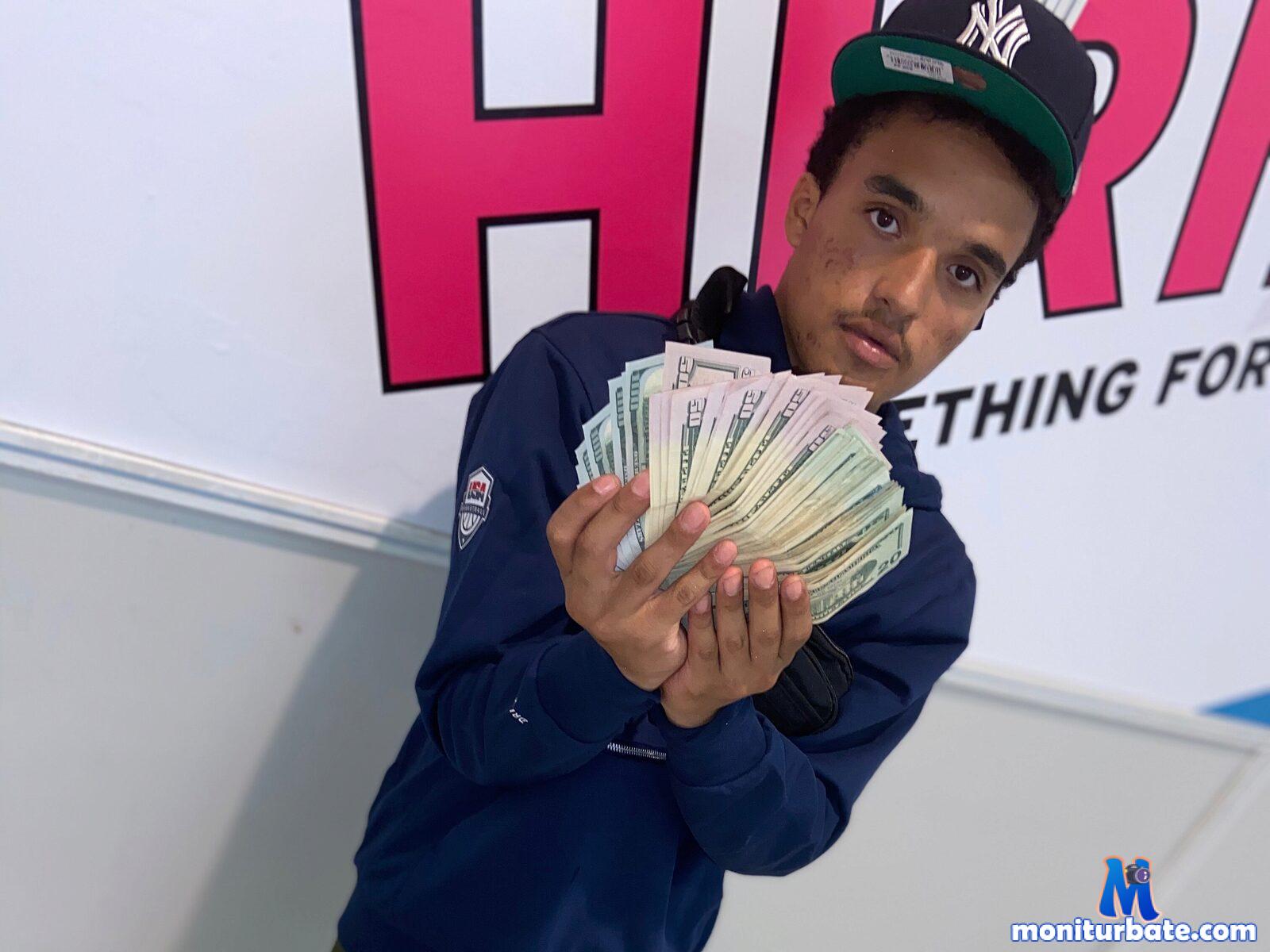 dimitri-hannk Flirt4free performer Handcuffs Spanking Smoking Flight Attendant/Pilot Total Power Exchange Food Wrestling