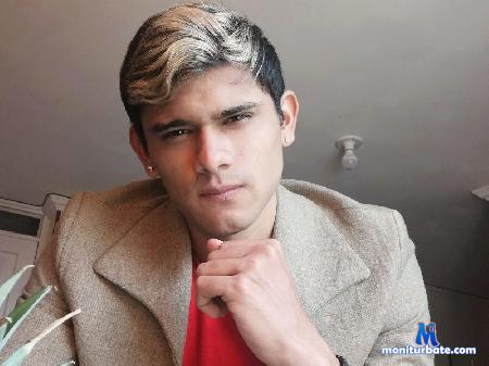 alexander-klintom flirt4free performer HELLO I AM AN EXTROVERTED BOY WITH DESIRE TO EXPERIENCE NEW WORLD I AM NEW SO I AM AT YOUR DISPOSAL