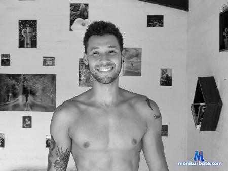 igor-alien flirt4free performer Horny and easy going guy, always availale for chat or. well, u name it ! ;)
