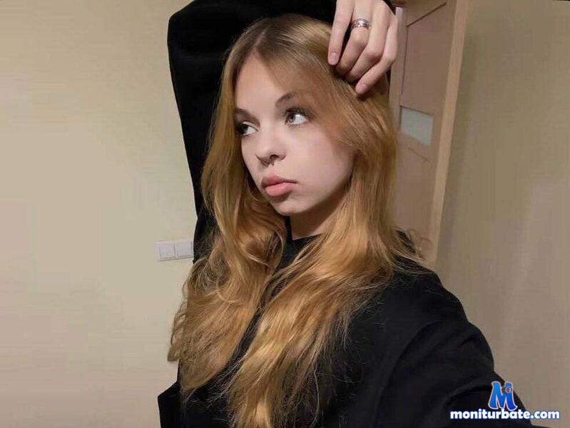 afra-creedon Flirt4free performer Feet Nipple Biting Nipple Play Jerk off Instruction Teasing Legs Spanking Breast Play Smoking Flight Attendant/Pilot Pony Play