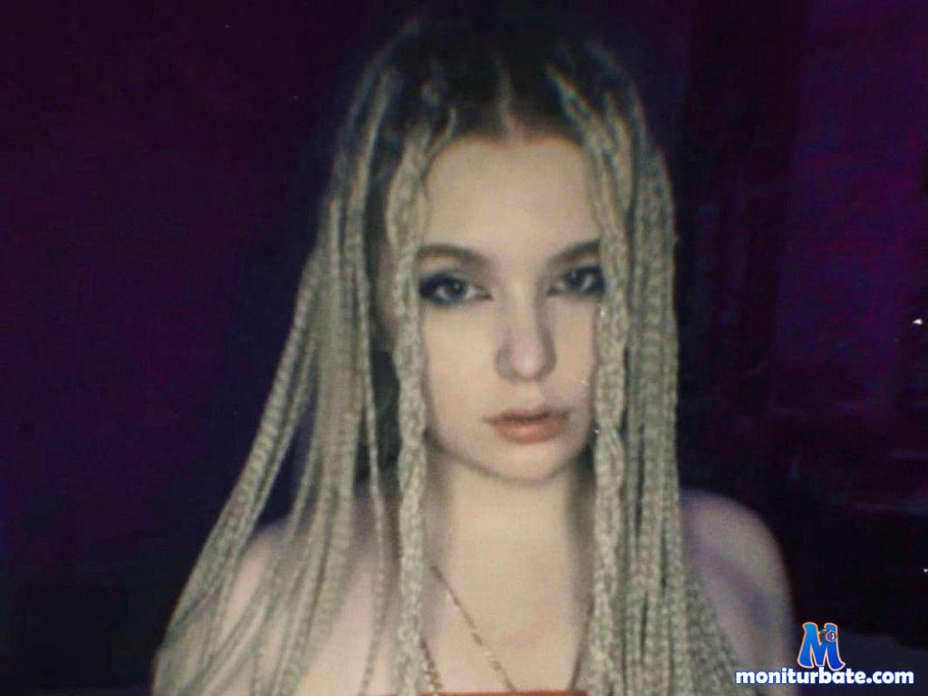 chloe-sanders Flirt4free performer Feet Nipple Biting Nipple Play Role Play/Costumes Boss / Secretary Dirty Talk Student/Teacher Face Sitting Legs Spanking