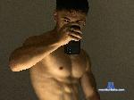 aron-jonnes flirt4free livecam show performer Debajo de mi apariencia inocente, hay un lado salvaje esperando a ser desatado