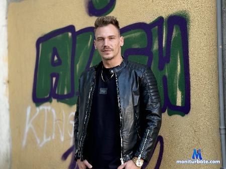 mateo-benjamin flirt4free performer 