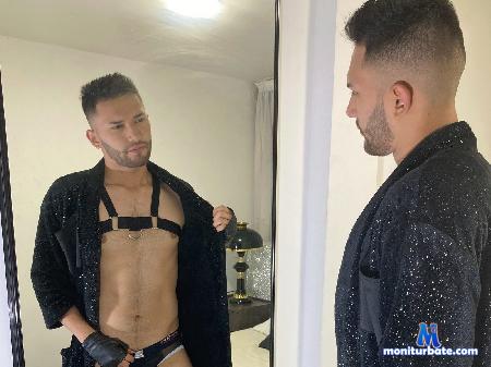 josh-payne flirt4free performer Sexy and dominant boy ready to give pleasure