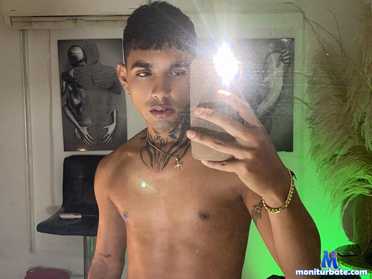 kamilo-contreras Flirt4free performer Feet Student/Teacher Domination Orgasm Control/Denial Sugar Daddy Slaves Bondage Sissy Training Armpit Pig Play