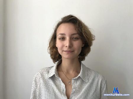louise-simmons flirt4free performer Hello my dear