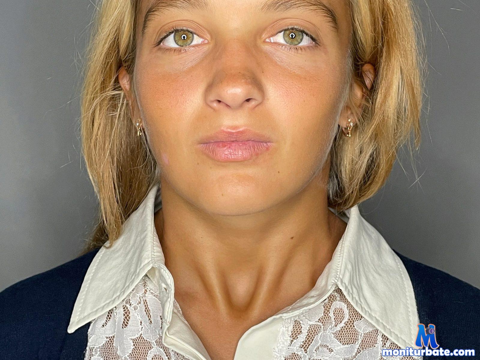 beatrice-paga Flirt4free performer 