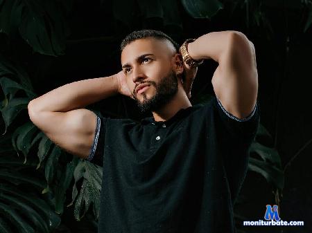 massimo-fiore flirt4free performer Your king is here waiting for you, be my faithful lover!