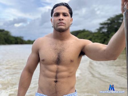 owen-dark flirt4free performer I will dominate all your senses and own all your pleasure