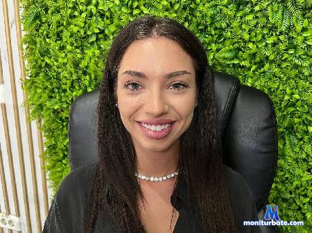 lala-rozze flirt4free performer Sweet, slender, and just a little sinful.