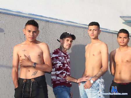 jonathan-and-oliver-and-steven-and-justin flirt4free performer 