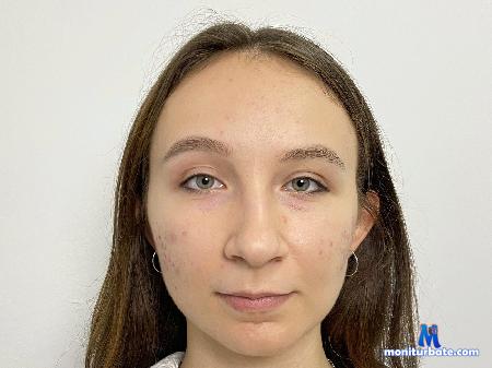 ornella-tonel flirt4free performer Hi sweet! we want play! Play with us pls!