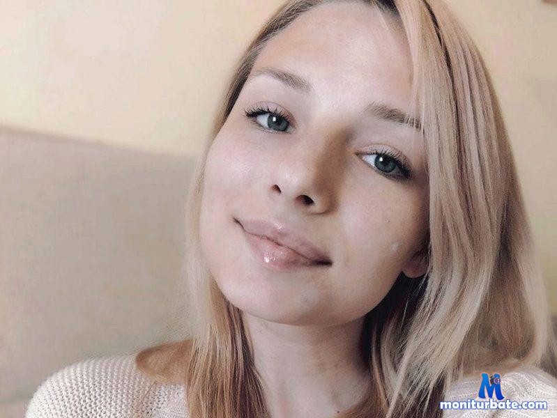 ice-danielle Flirt4free performer Feet Nipple Play Doctor / Nurse Service Worker/Housewife Student/Teacher Vibrator Cock Teasing Stockings/Panty Hose Teasing Legs Breast Play Smoking Findom