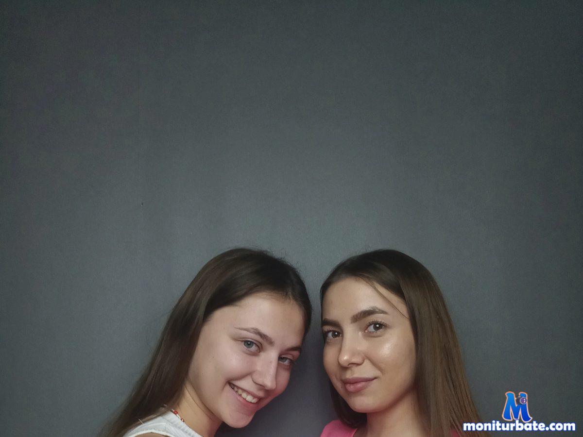 melly-carica-and-lorraine-hail Flirt4free performer 