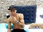 julian-latinx flirt4free livecam show performer We play ?