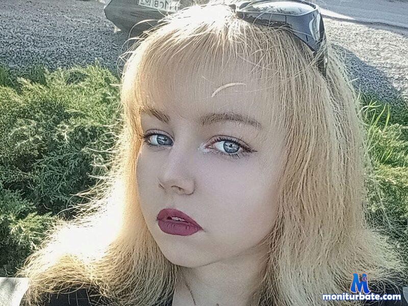 diana-jacobs Flirt4free performer Anal Feet Nipple Play Dirty Talk Student/Teacher Vibrator Jerk off Instruction Handcuffs Ass to Mouth Voyeurism Cosplay