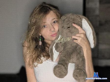 cassie-rabbit flirt4free performer Sweet Enough to Make You Smile, Naughty Enough to Make You Stay < 3