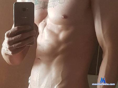 matt-besler flirt4free performer giant guy   tall , thick and bigger
