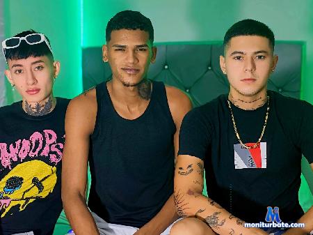 farid-and-jeyco-and-brayan flirt4free performer 3 guys, a pleasure, it all depends on you ;)