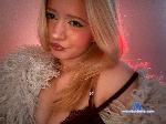 debera-winburn flirt4free livecam show performer A sweet-hearted dreamer with a curious soul, a warm smile, and a little sparkle in her eyes. ✨