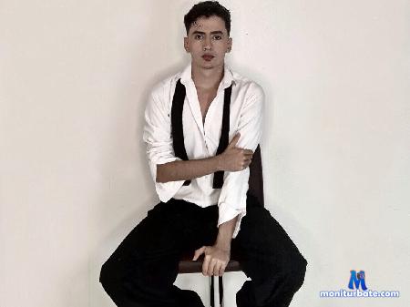 aaron-tate flirt4free performer I love exploring my sexuality, and it will be a pleasure for me to fulfill your fantasies and desire