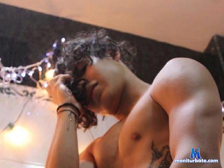 alejo-reyes flirt4free performer Welcome to my room. In this room you will find a lot of sensuality and a very nice moment