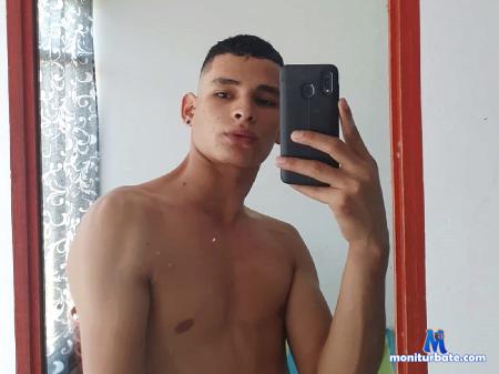 jofer-naughty flirt4free performer Oh, Señor, concédeme castidad, pero no lo hagas todavía.