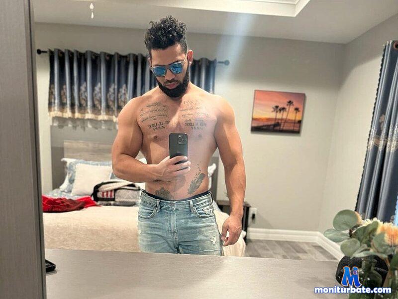nathan-mathews Flirt4free performer Domination Discipline Legs Training Smoking Muscle Worship
