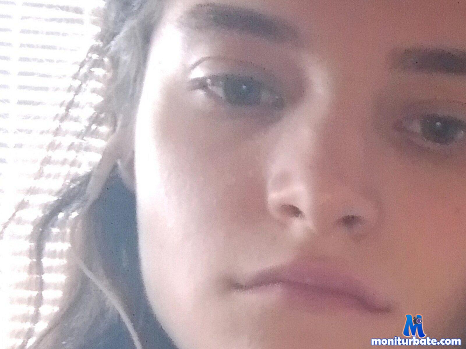 shan-bried Flirt4free performer 