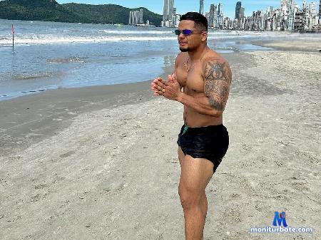 stone-lee flirt4free performer Do you want a muscular, interesting and naughty boy? Don't look for it anymore, here I am