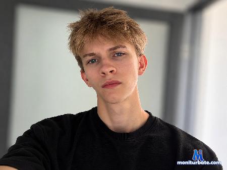 zack-fields flirt4free performer 