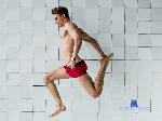 pothos-miloslavski flirt4free livecam show performer Dance and muscle play is my element