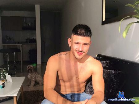 alejo-king flirt4free performer COLOMBIAN GUY    