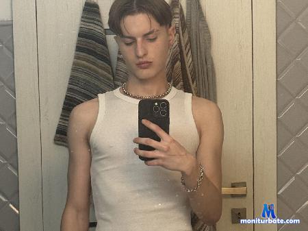 ezra-tray flirt4free performer let me be part of your fantasies, dream of me and wake up hard and wet
