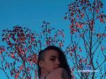 sophie-roses flirt4free livecam show performer Come hangout, we can talk about videogames, music, movies, we're gonna have a lot of fun together. 