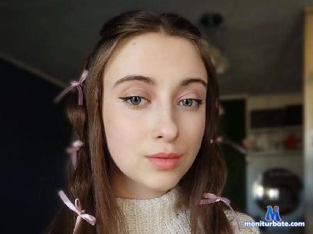 loretta-martinez flirt4free performer Hey its my first time here! ^^