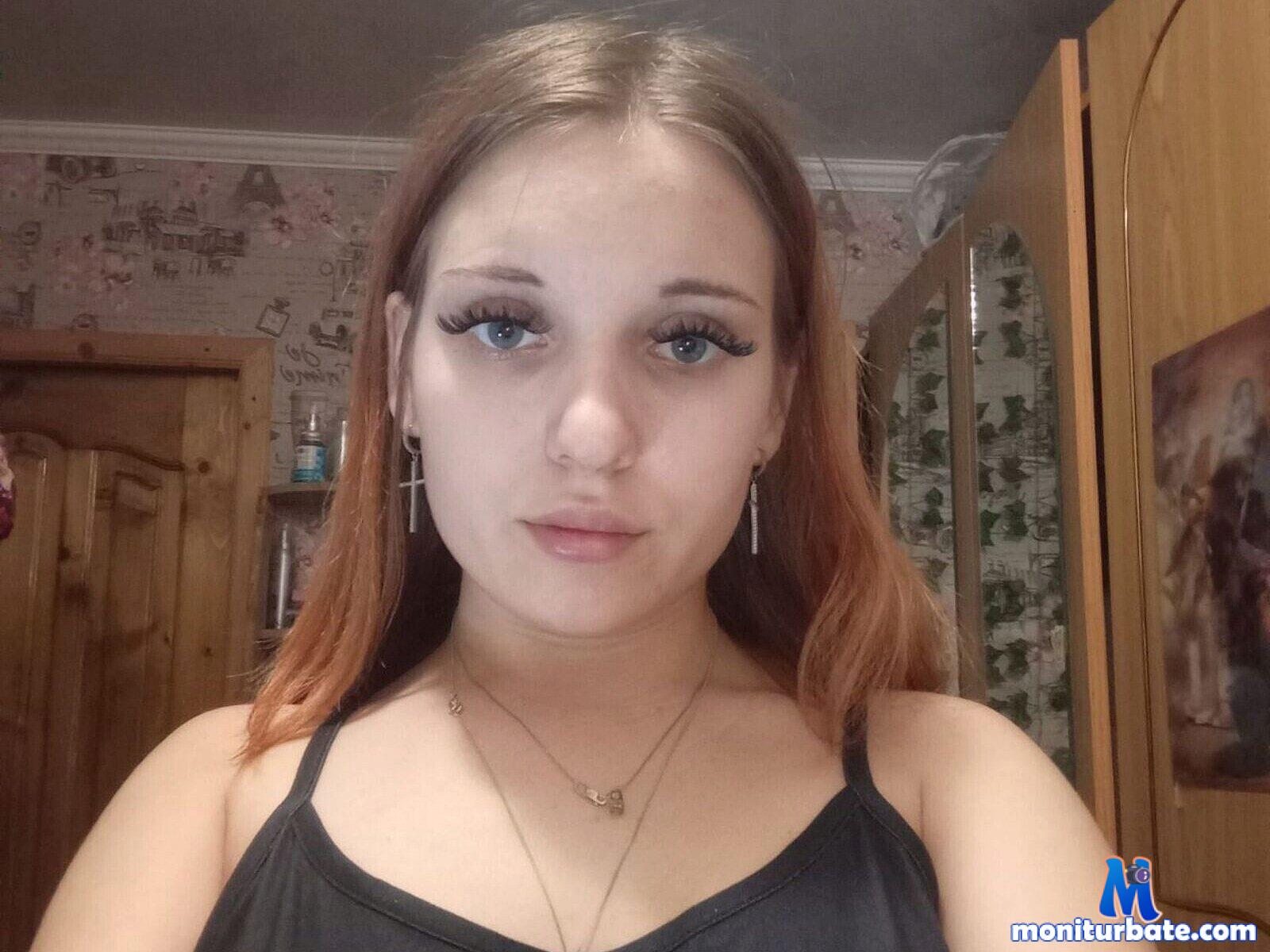 cathi-momper Flirt4free performer Feet Nipple Play Small Penis Humiliation Student/Teacher Orgasm Control/Denial Teasing Legs Piercings and Tattoos Spanking Training Smoking