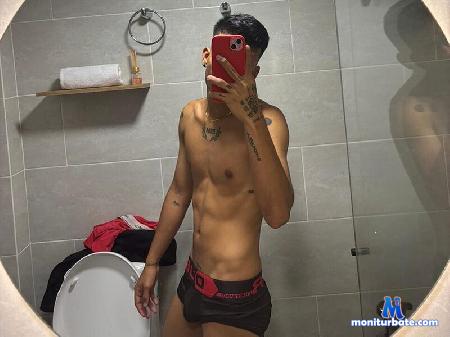 noah-smiith flirt4free performer I love Sexy twerking, dancing, Body Worship, Sloppy Blow Jobs, Role Play, Outfit Change