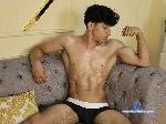 tristan-robin flirt4free livecam show performer Welcome, I'm Tristan, a calisthenic boy, 18 years old and very horny.