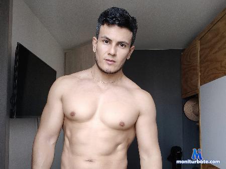clarck-smith flirt4free performer I'll be crazy lover of life