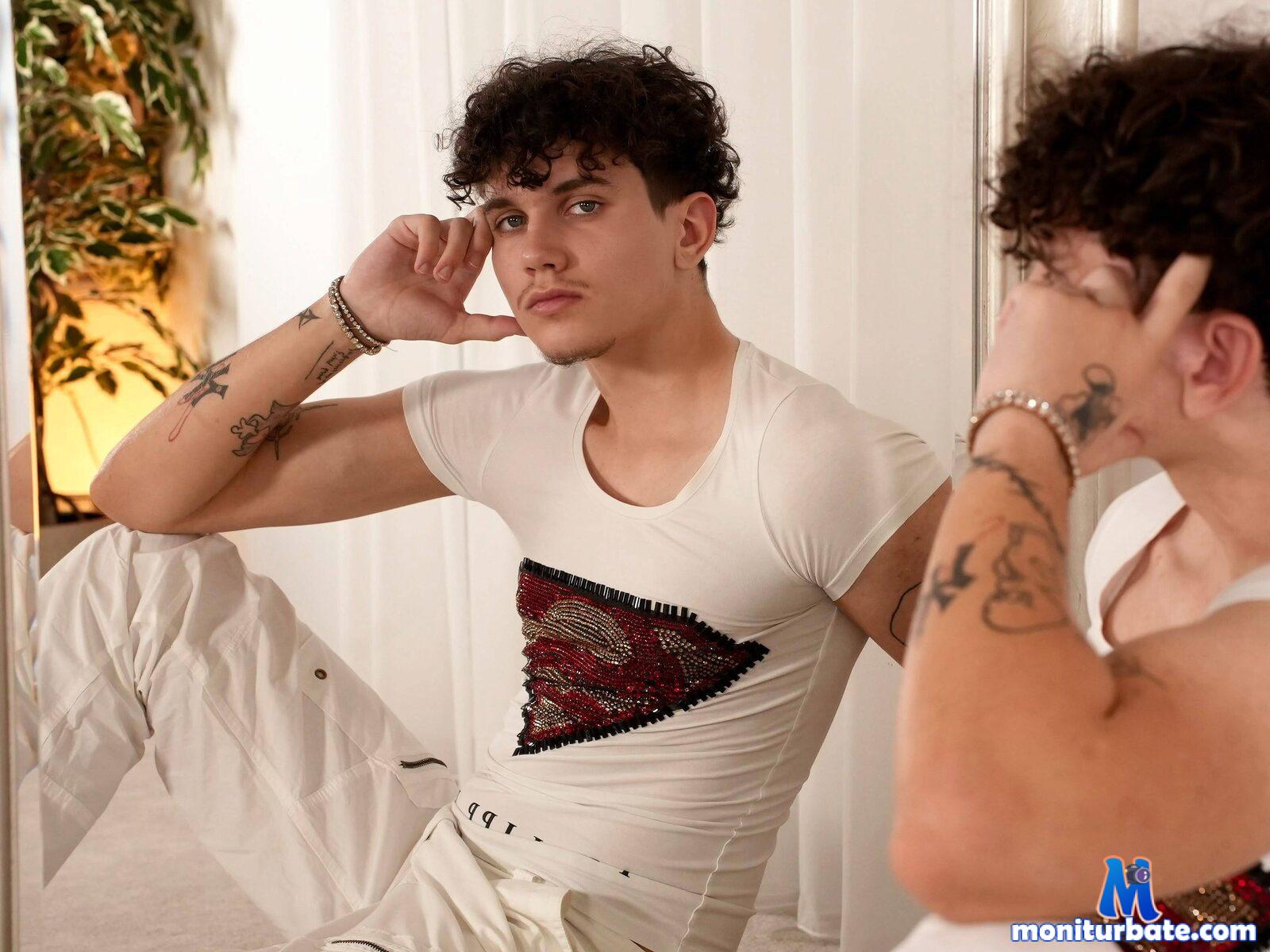 ron-reed Flirt4free performer 