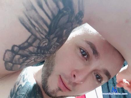 jeremy-bent flirt4free performer we are guys very hornys for the pleasure, come on for fun 
