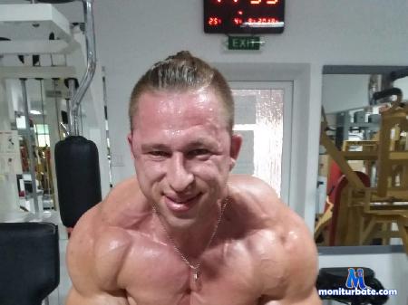 kal-von-rob flirt4free performer #Muscle #Bicep #ShowTime