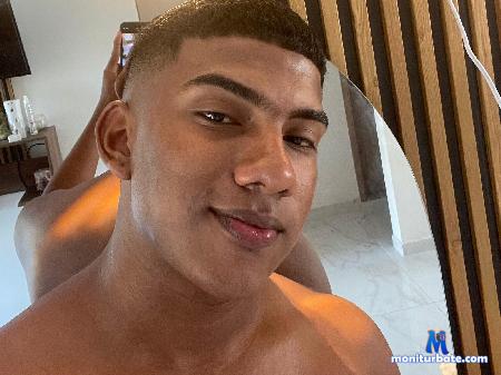 peter-jacksson flirt4free performer I have in my cock 23 cm the power to awaken wishes in you, that you did not know